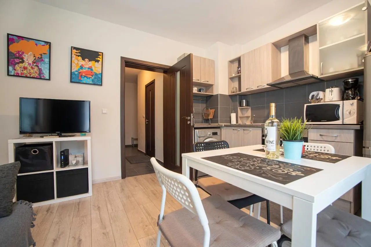 Vera By Rv Apartments Varna